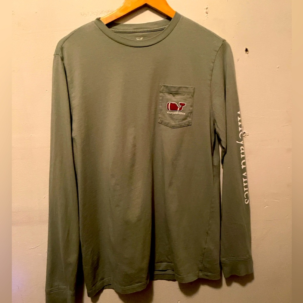 Football light green Whale Long-Sleeve Pocket Tee